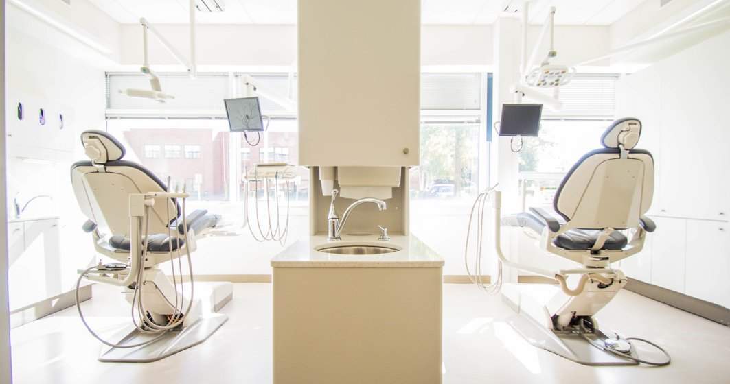 Stomatologia și fertilizarea în vitro, principalele atracții ale României în materie de turism medical